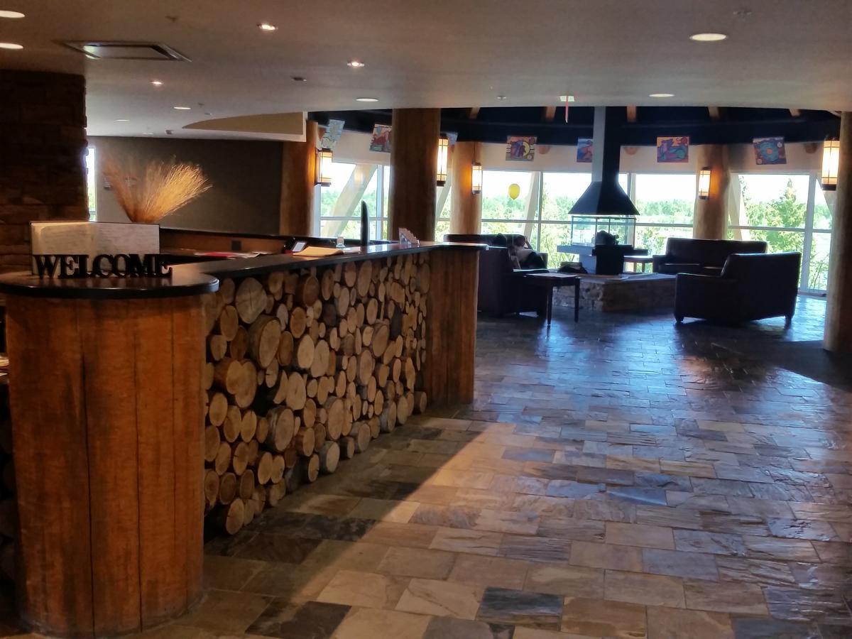 Manitoulin Hotel And Conference Centre Little Current 外观 照片