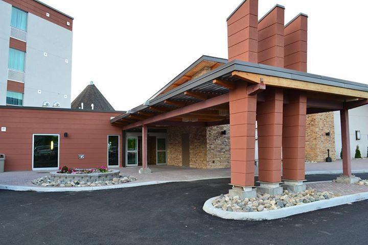 Manitoulin Hotel And Conference Centre Little Current 外观 照片